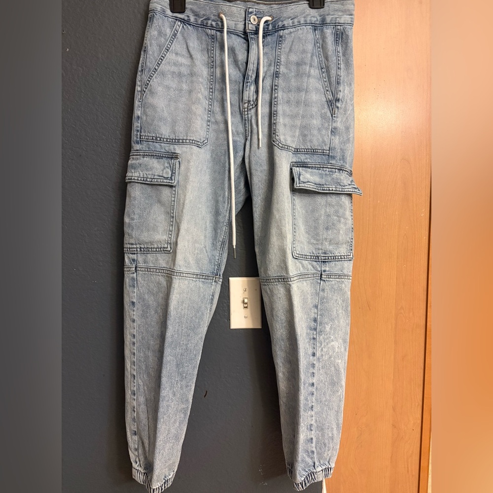 American Eagle Outfitters women’s Light Blue Cargo Pants 8